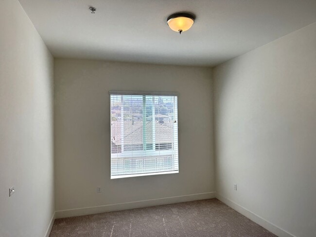 Photo - Beautiful 2+2, Bonus Room & balcony in PLAYA VISTA, every amenity, top floor Unit 341