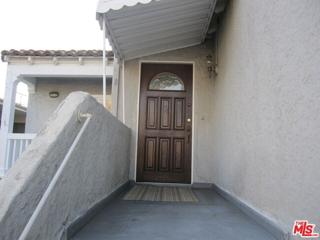 Photo - 1047 S Wooster St