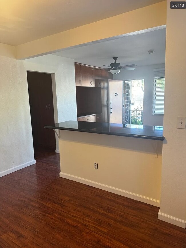 Photo - 7156-7160 Lexington Ave