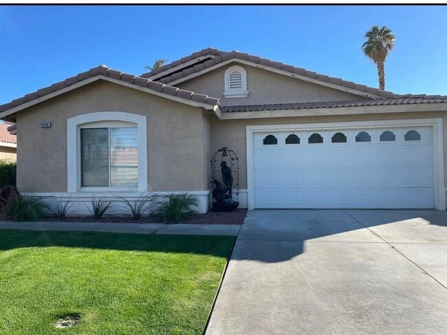 Building Photo - 49590 Lincoln Dr Rental