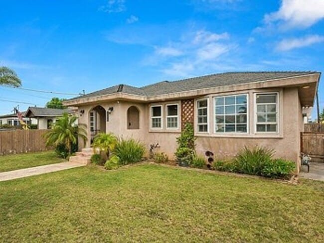 Photo - 3 bed 2 bath with 3 car garage