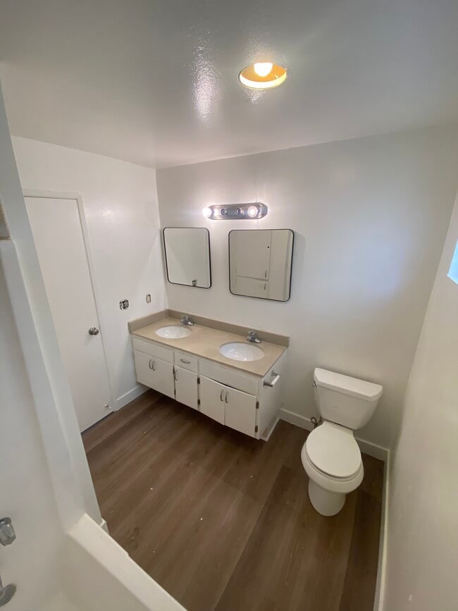 Photo - 325 Monterey Blvd Unit Apartment A
