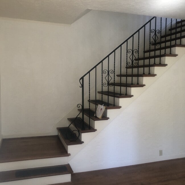 Photo - 81 N Catalina Ave