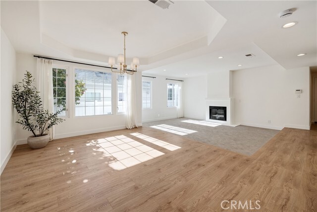 Photo - 1504 N Poinsettia Ave