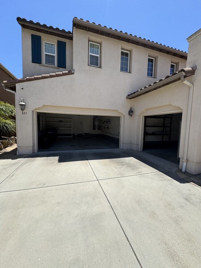 Photo - 851 Antilla Way