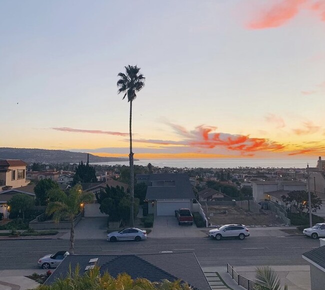 Photo - 730 N Paulina Ave