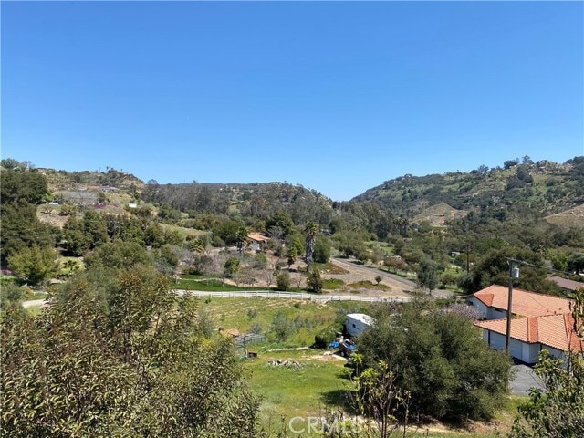 Photo - 2445 Helen Rd