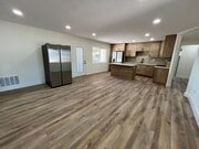 Photo - Large 6 bed 3 bath House on East Falls! Co...