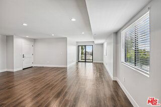 Photo - 819 E La Palma Dr