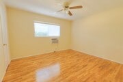Photo - 10459 Riverside Dr