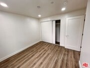 Photo - 498 E 52nd St