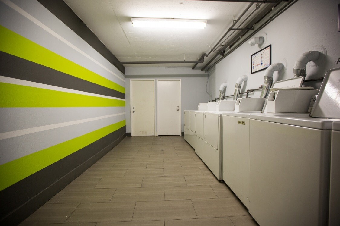 Photo - 1400 Edgemont