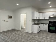 Photo - 452 N Alexander St