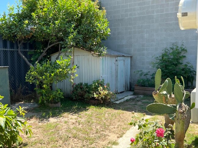 Photo - 334 S 8th St Unit 1/2