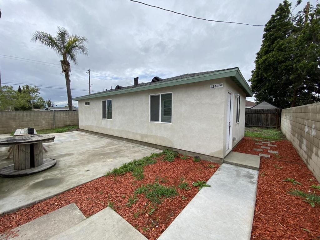1241 1/2 Saint Anne Pl - 1241 1/2 Saint Anne Pl House
