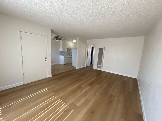 Building Photo - 3857 35th St