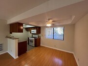 Photo - 430 S Niagara St