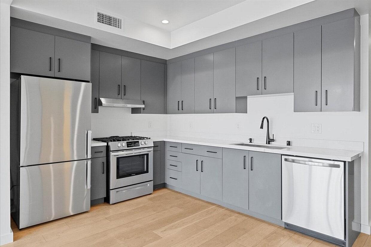 Floor Plan - 1 Bedroom, 1.5 Bath