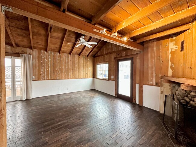 Photo - 1 Bed + 1 Bath Cottage | Hollywood By the Sea | Unfurnished