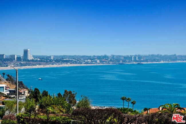 Photo - 18133 Wakecrest Dr