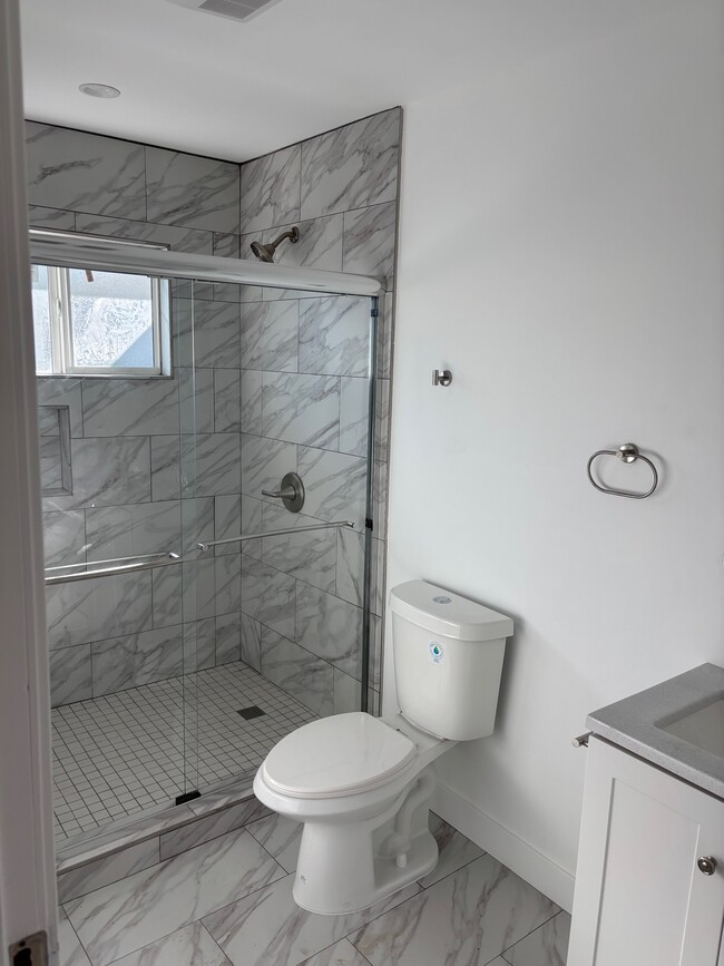 Photo - 23316 Balmoral Ln Unit 23318