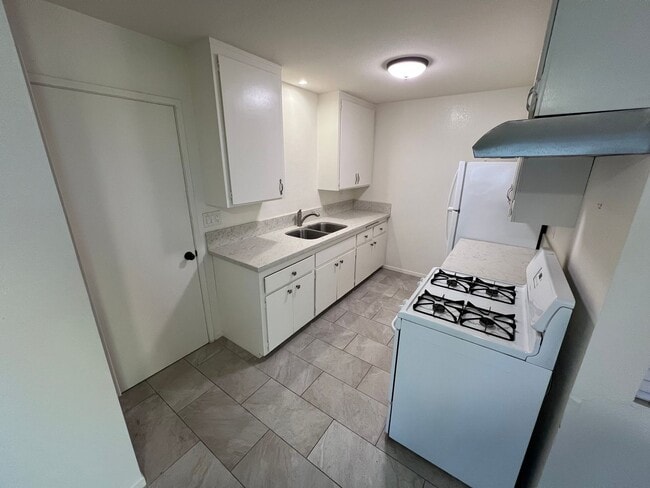 Photo - 11170 Poplar St Unit #A