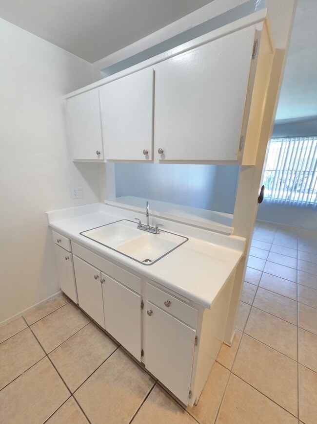 Photo - 4660 Kester Ave Unit 108