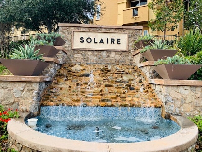 Beautiful & Spacious 3/3 In the Solaire Co... - Beautiful & Spacious 3/3 In the Solaire Co... House