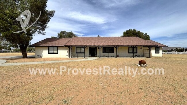 Building Photo - 14945 Flathead Rd