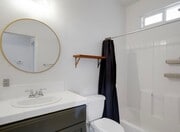 Photo - 1549 Cheshire Ct