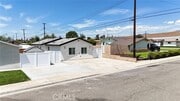 Photo - 5646 Deodar St
