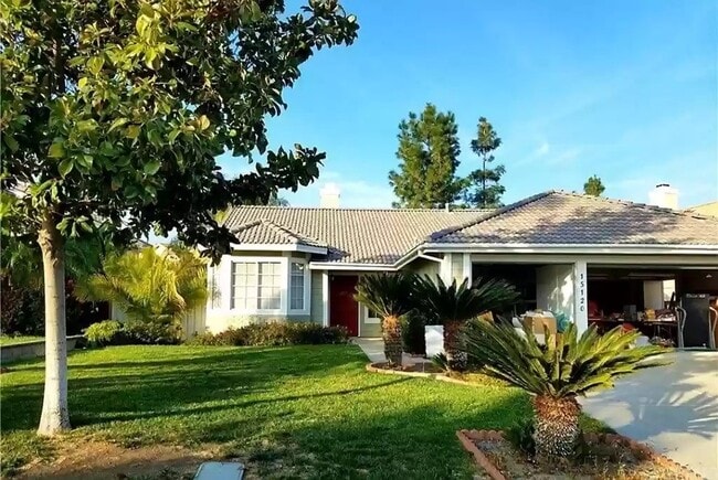 Building Photo - 15120 Ficus St Rental