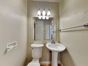 Photo - 4533 Albury Ave