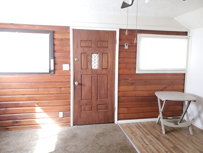 Building Photo - 23754 Bowl Rd