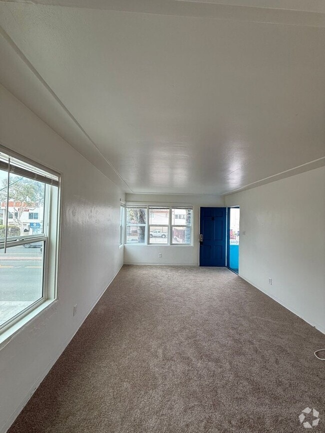 Building Photo - Mission Beach 1 Bedroom Unit Downstairs Rental