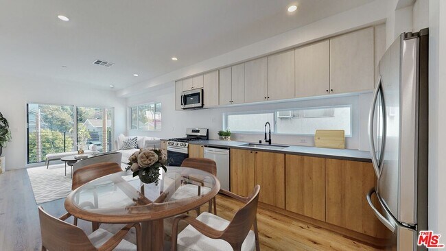 Photo - 3820 Mont Clair St Unit 1