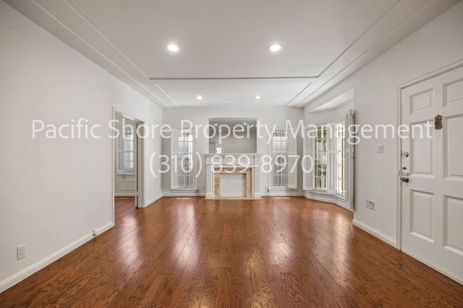 Photo - 458 S Roxbury Dr Apartment Unit 460
