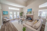 Photo - Spacious 4-Bedroom Home in Valencia's Nort...