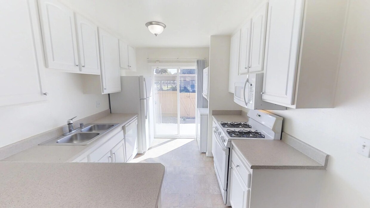 3D Tour - Monterey Villas Apartments
