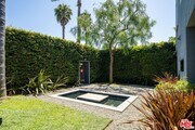 Photo - 929 Dickson St