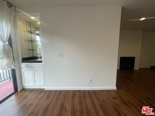 Photo - 1338 N Sierra Bonita Ave Unit 102