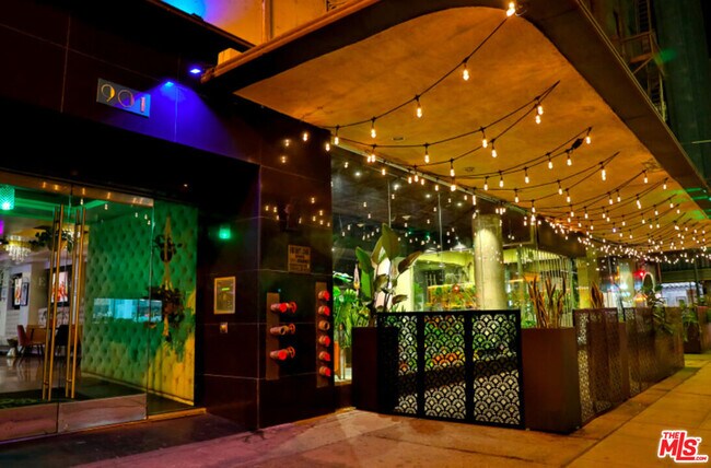 Photo - 901 S Broadway Unit 204