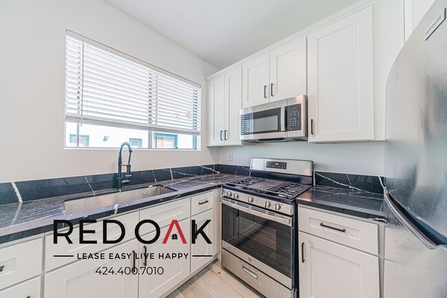 Photo - 6075 Franklin Ave Unit 361