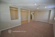 Photo - 28016 Linda Ln