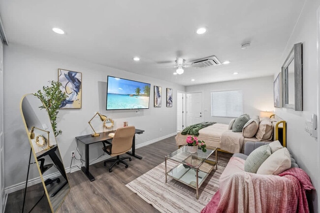 Photo - 10983 Parkdale Ave Unit SI ID1465001P