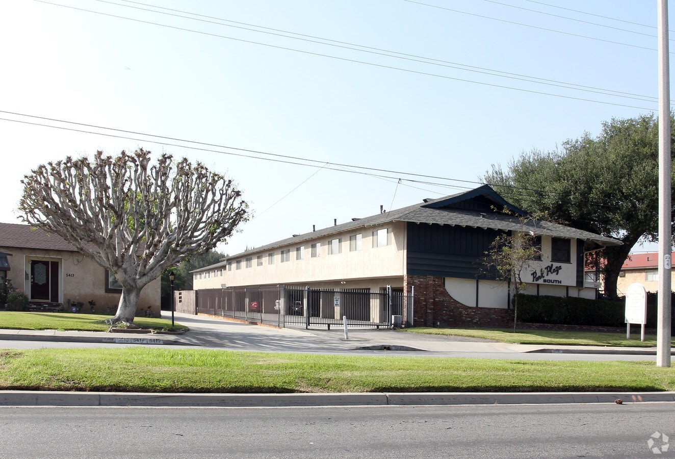 Park Plaza Apts - Park Plaza Apts
