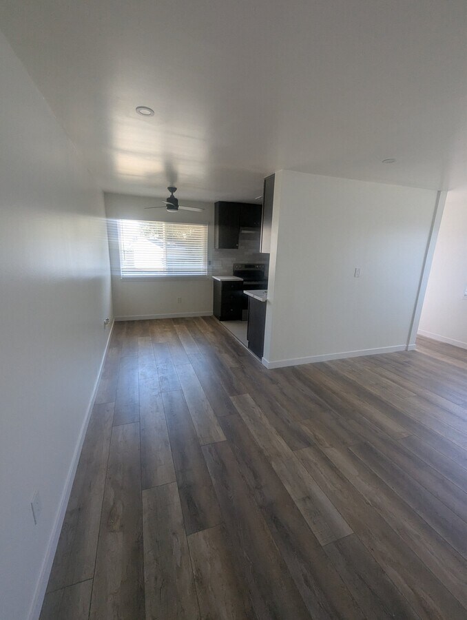 Photo - 1911 Reedy Ave