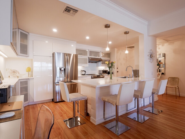 Kitchen - 2276 S Beverly Glen Blvd Unit 207