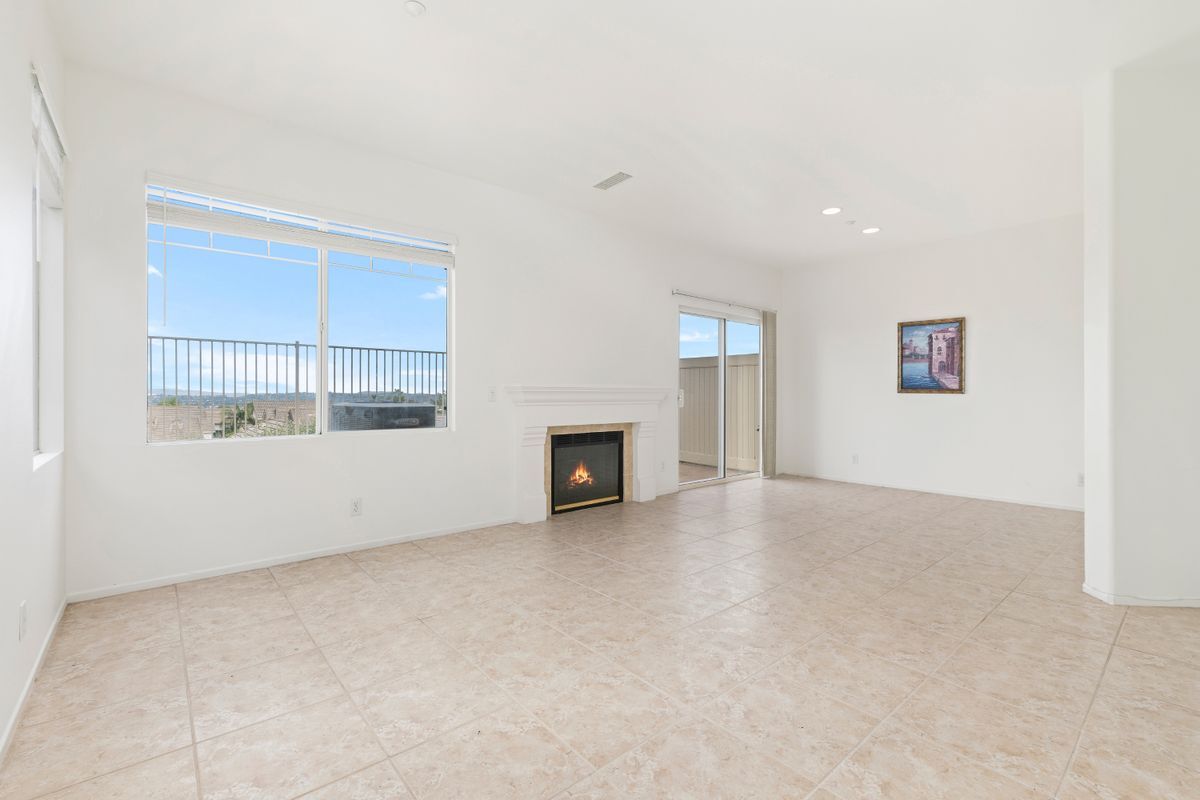 Photo - 46 Sobrante Townhome