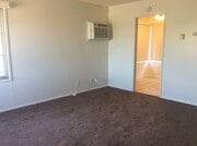 Photo - 11716-20 Hazeldell/4886 Blehm Unit 4886